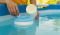 کاربرد و طرز استفاده صحیح از پرکلرین (هیپوکلریت کلسیم) در ضدعفونی آب استخر